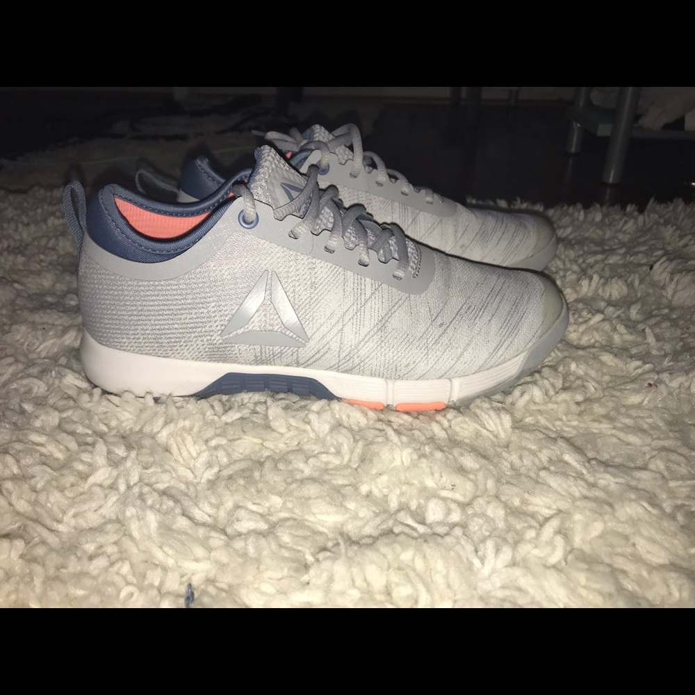 Training sneakers